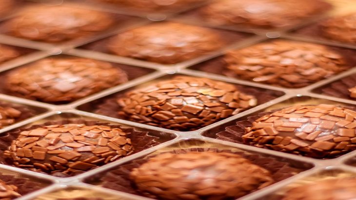 ganhar dinheiro vendendo brigadeiros